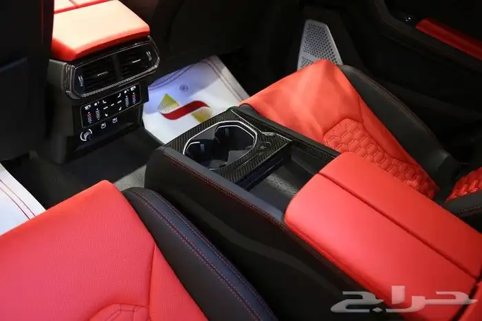 لامبورجيني اوروس SUV 2022 الحق العرض 10
