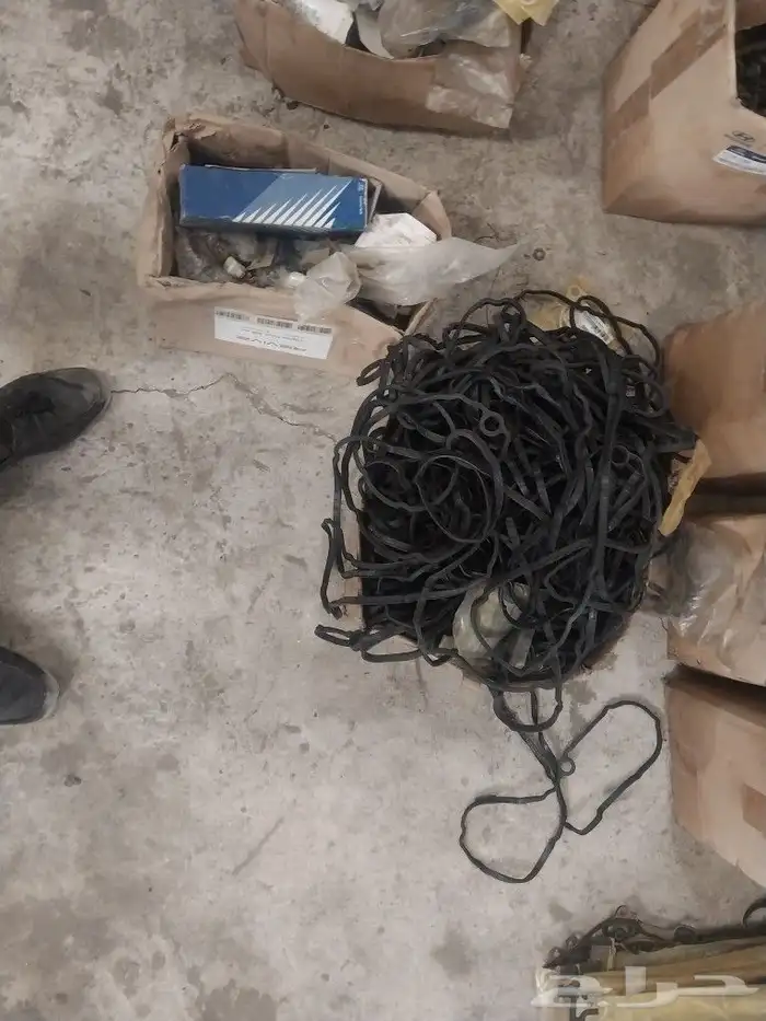 قطع هونداي رجيع وكاله الموجود في الصور فقط 9