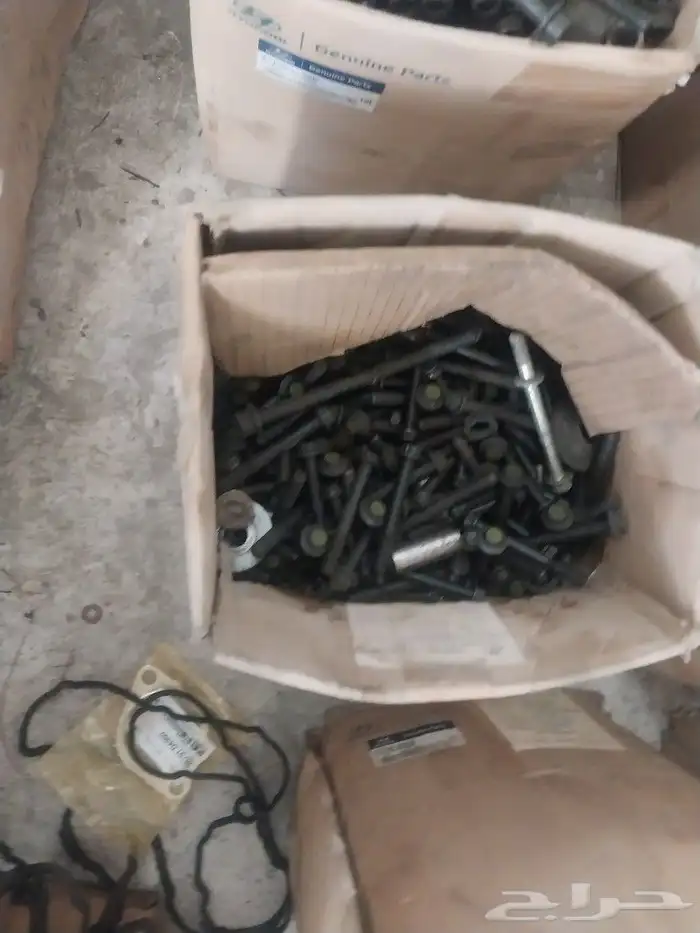 قطع هونداي رجيع وكاله الموجود في الصور فقط 1