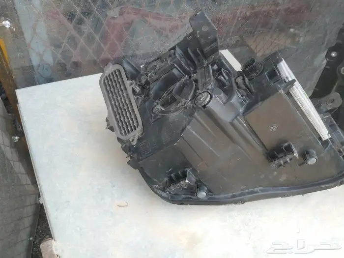 يوجد لدينا شمعات جنسس g70 مديل 2021الئ 2023 5