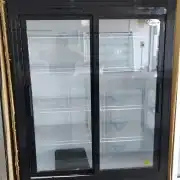 ثلاجات عرض بأحجام مختلفه 5