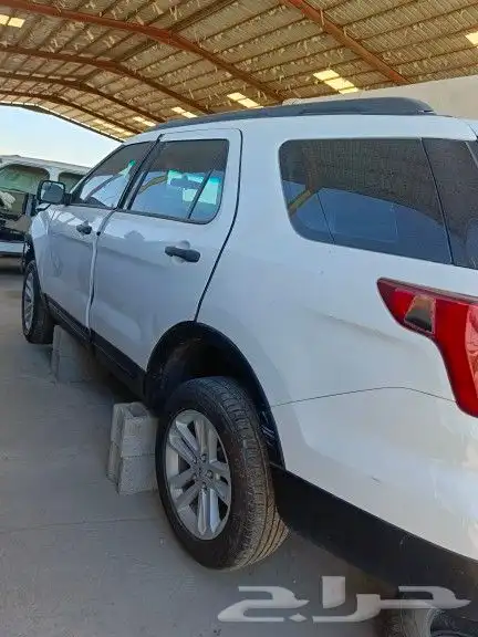 فورد اكسبلورر 2017 2
