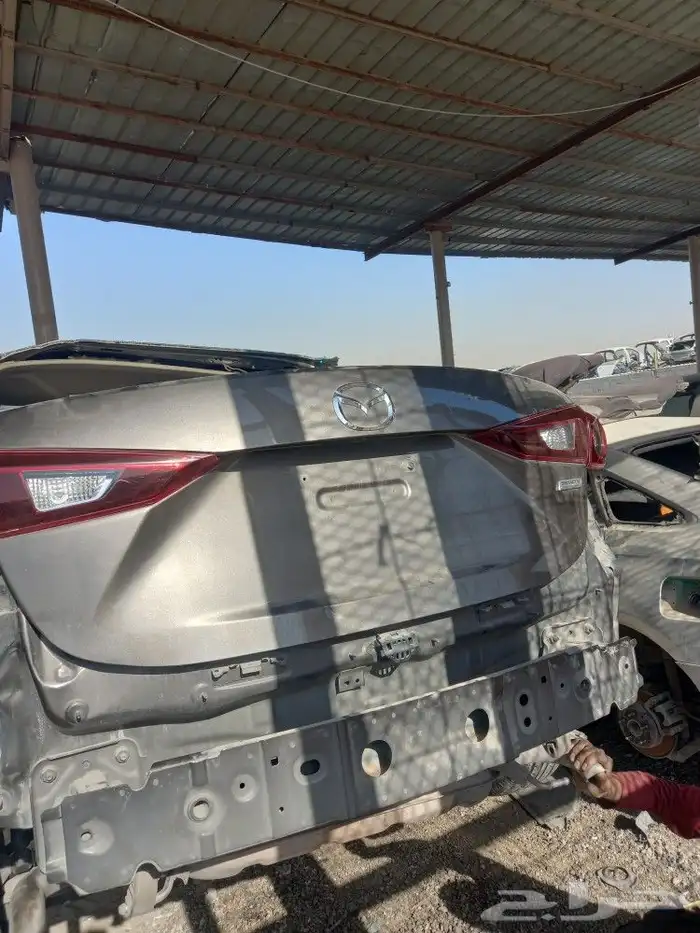 قطع غيار ماذدا 5 وماذدا 3 و 9 تشليح الحاير الرياض 2015 1
