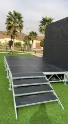 شاشات عرض وتراسات 5