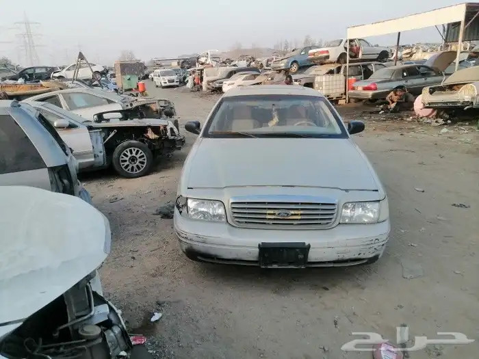 فورد 2006 للبيع قطع غيار فقط فل كامل فتحت سقف مكينه قير شغال 1