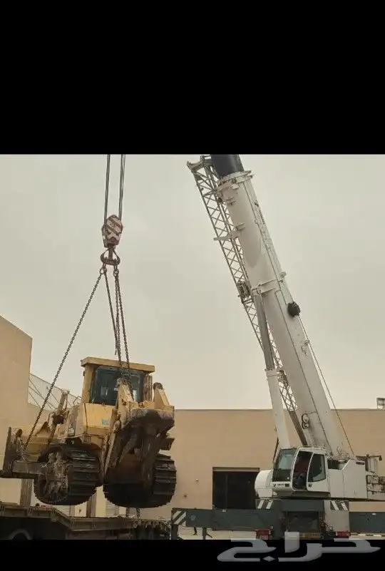 ايجار رافعات شوكيه وكرينات جميع الاحجام إيجار شهري أسبوعي ي 1