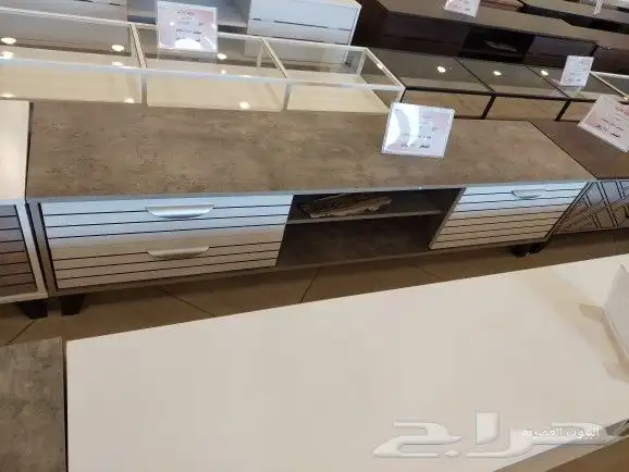 طاولات تلفزيون بأشكال متعدده 20