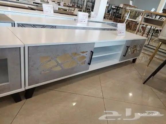 طاولات تلفزيون بأشكال متعدده 23