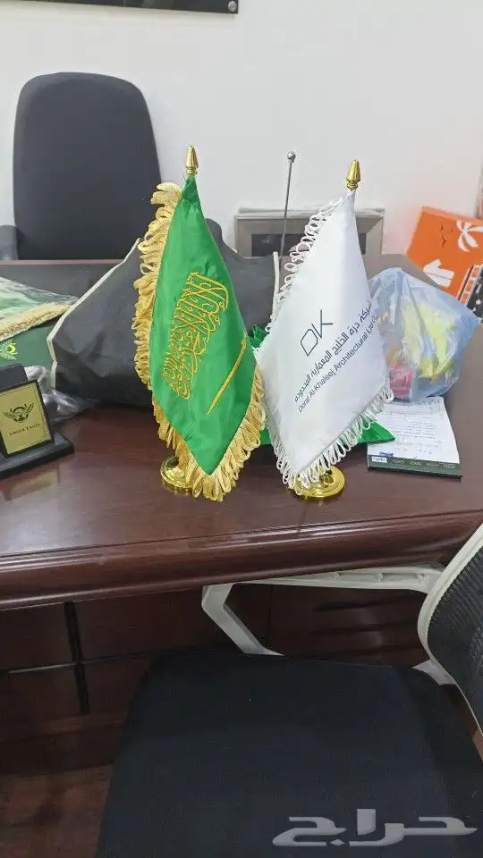 أعلام طباعة علم المملكة أعلام خاصة أعلام مكتبية أعلام ريشة 9