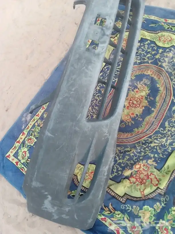 صدام امامي وخلفي نظيف اللون الاسود و ازرق والأسود نضيف 14