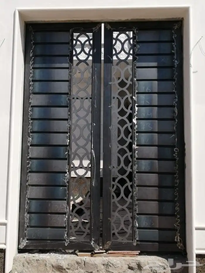 حداد أبواب وحمايات ودربزينات 3
