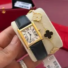 ساعات رجالي و نسائي درجه اولى طبق الأصل ضمان سنه ضد الماء 37