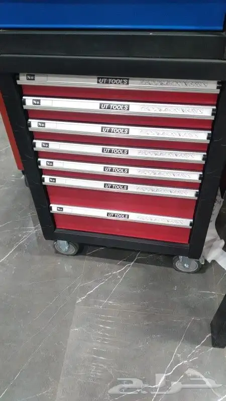 لبيع جميع انواع العدد والمعدات 48