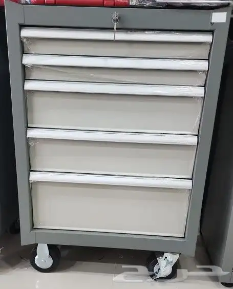 لبيع جميع انواع العدد والمعدات 49