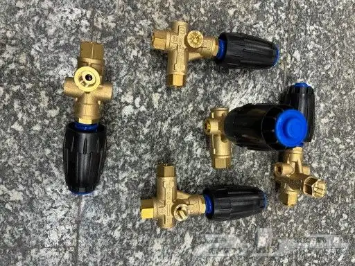 لبيع جميع انواع العدد والمعدات 24