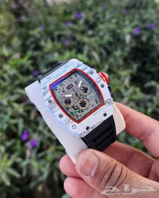 ساعات رجالي و نسائي درجه اولى طبق الأصل ضمان سنه ضد الماء 31