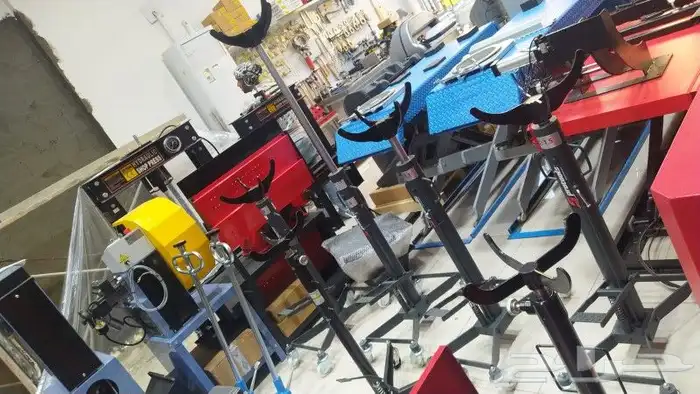 لبيع جميع انواع العدد والمعدات 34