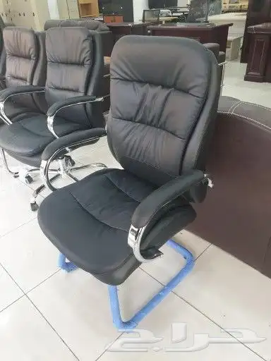 اثاث مكتبي طاولات اجتماع وكراسي بالرياض 10