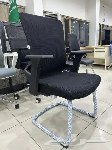 اثاث مكتبي طاولات اجتماع وكراسي بالرياض 27