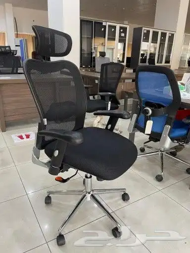 اثاث مكتبي طاولات اجتماع وكراسي بالرياض 7