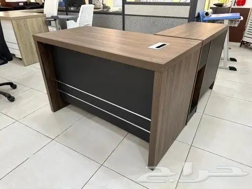 اثاث مكتبي طاولات اجتماع وكراسي بالرياض 15