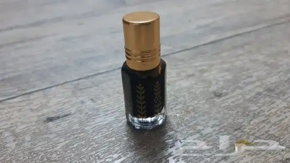 دهن عود صافي وورد ومسك وعنبر وياسمين وخلطات وخشب عود 12