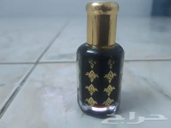 دهن عود صافي وورد ومسك وعنبر وياسمين وخلطات وخشب عود 9