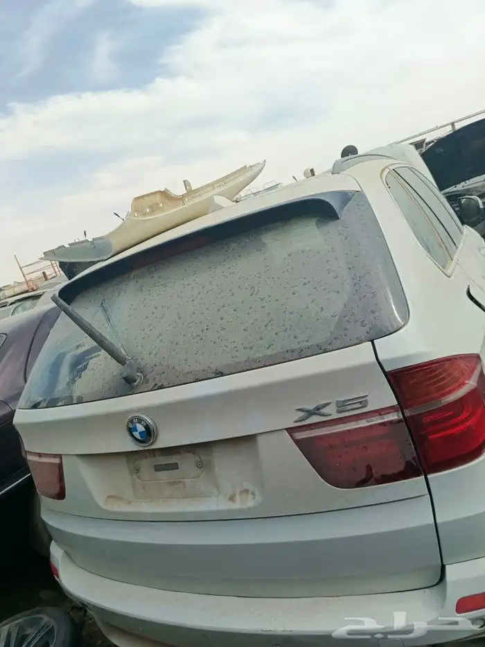 اكس 5 2012 تشليح قطع غيار 2
