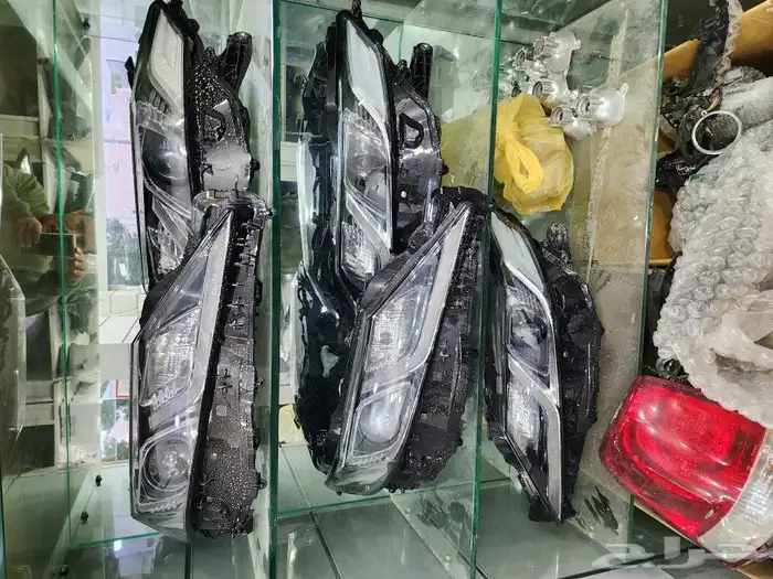 شمعات كامري من 2018 الى 2024 اصلي وكاله 1