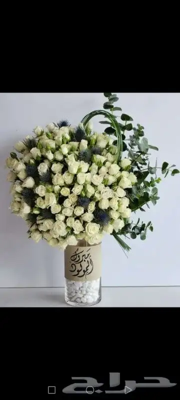 ورد تنسيقات فازات ورد جميلة المنظر مغريه السعر 9