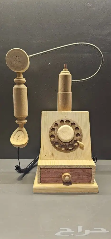 مجسم خشبي للتيلفون الكلاسيك 0