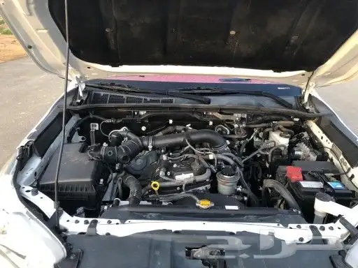 تويوتا هايلوكس 9