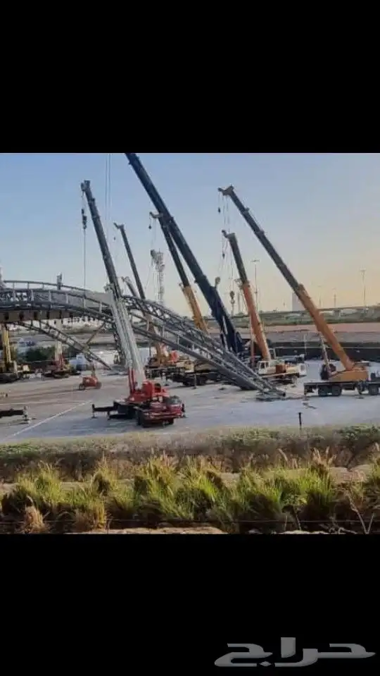 إيجار رافعات شوكيه وكرينات جميع الاحجام إيجار شهري أسبوعي يو 2
