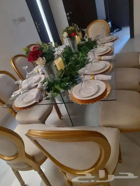 طاولات طعام العشاء ومدخل 3
