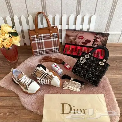 هدايا نسائيه متنوعه بالاسم حسب رغبتكم 16