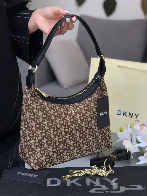 ساعات رجالي ونسائي وشنط وشوزات وهدايا لطلب 14