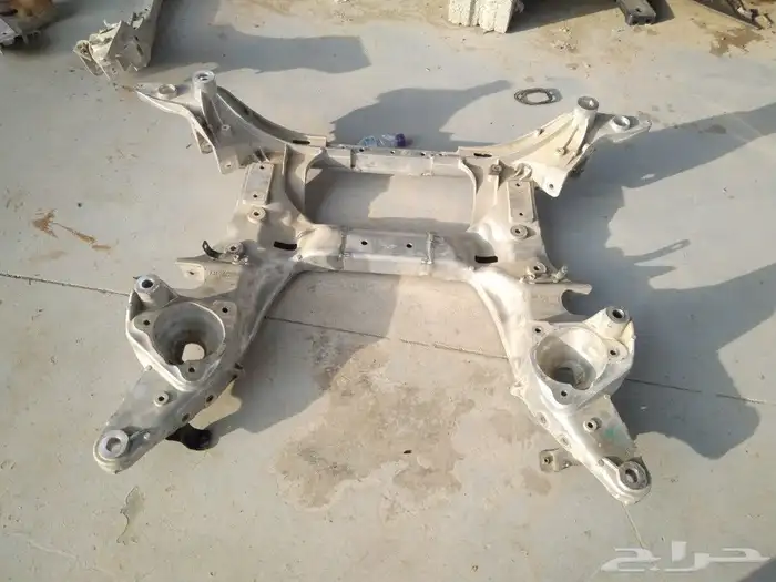 كمر امامي جنسس g80 مديل 2023 2