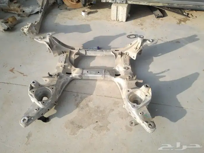 كمر امامي جنسس g80 مديل 2023 1