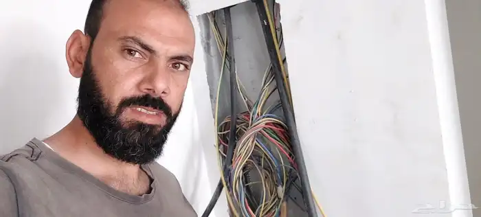 كهربائي لجميع المنازل صيانه خارجية وداخليه 1
