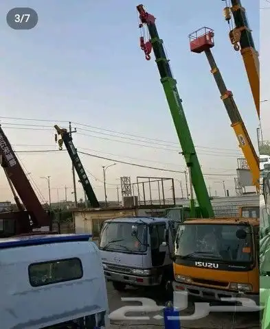 ايجار كرينات يوميه او بساعه رفع العمال ورفع الكنتيرات والحدي 0