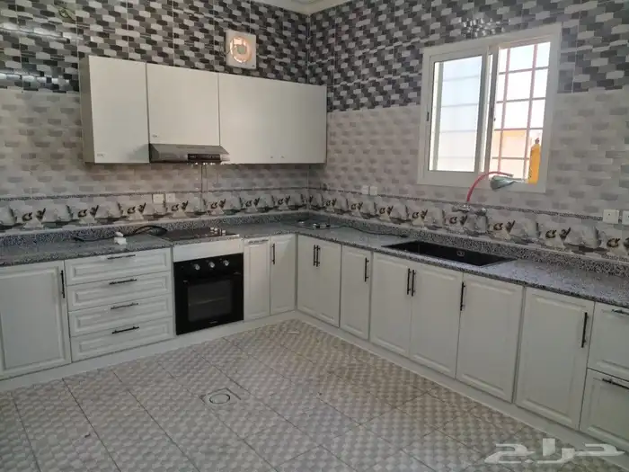 مطابخ جديده المنيوم جاهزه وحسب المقاس 18