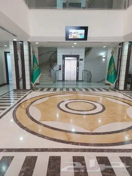 أعلام مكتبيه أعلام خارج البنايات اعلام ريشه 5