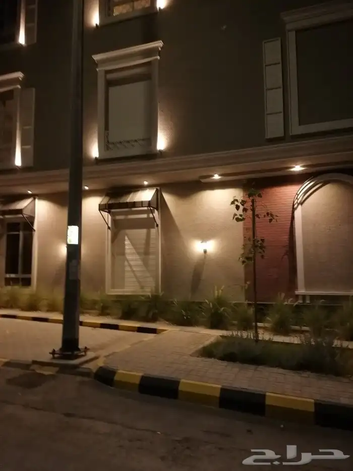 نوافذ شتر درايش شتر صيانة الشتر توريد تركيب ابواب الشتر 2