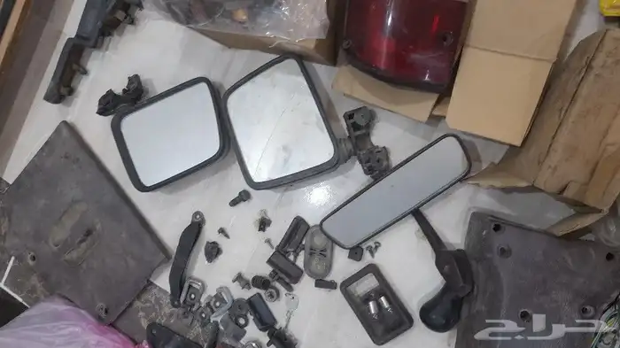 قطع ديكورات متنوعه بترول مديل96 ومرتبه خلفيه ورفارف ونسافات 4