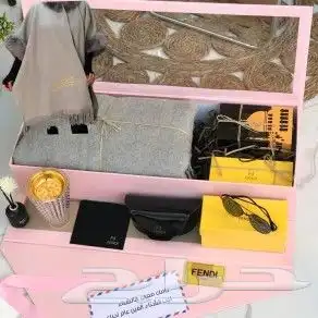 كل ما يخص المرئه من اكسسوارات فروات ساعات تيشرتات 8