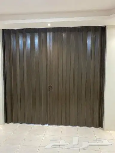 باب جلد . باب خشب . باب بلاستيك .باب سحب 1