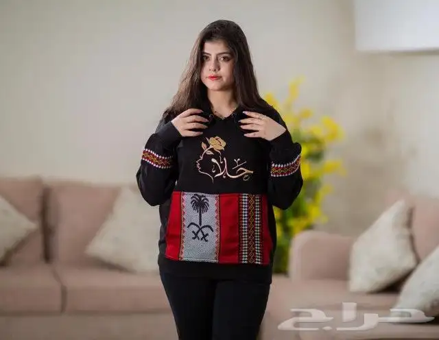 كل ما يخص المرئه من اكسسوارات فروات ساعات تيشرتات 35