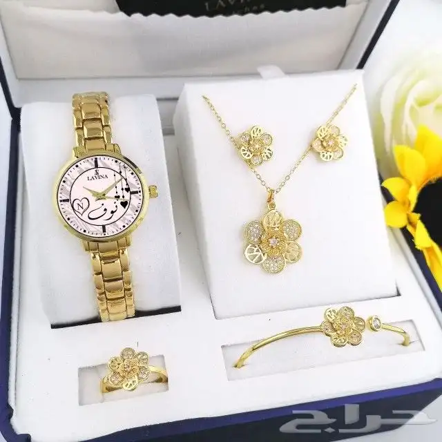 كل ما يخص المرئه من اكسسوارات فروات ساعات تيشرتات 17