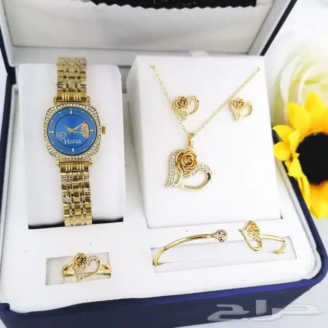 كل ما يخص المرئه من اكسسوارات فروات ساعات تيشرتات 12