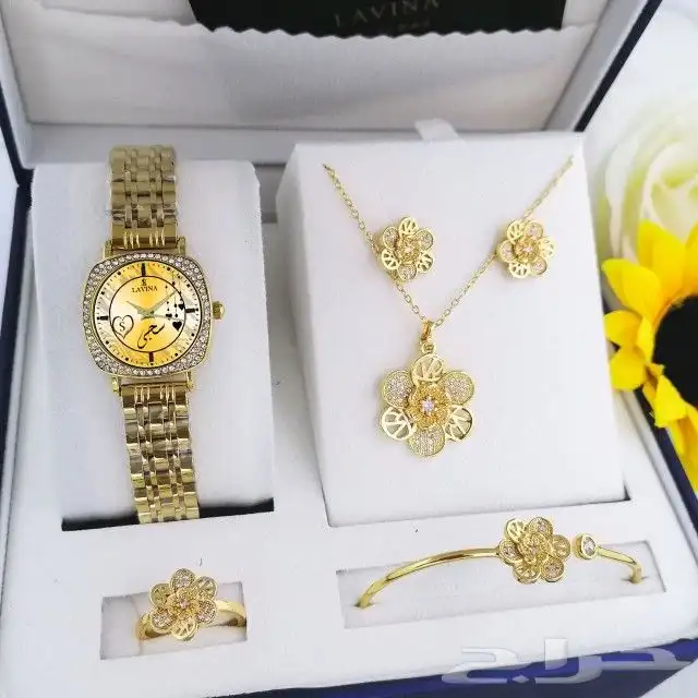 كل ما يخص المرئه من اكسسوارات فروات ساعات تيشرتات 20